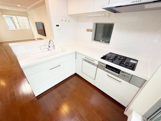 �L�b�`�� L�^�L�b�`���͍�ƃX�y�[�X���L�����A�V���N��R�����ւ̓������Z���̂������I�ł��I�����l�ł̍�Ƃ����₷���̂ł��q�l��p�[�g�i�[�̕��Ƃ��������ꏏ�Ɋy���߂܂���i�B�e���F2026.7.4�j