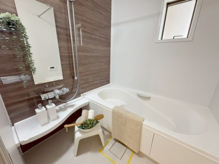 ���� �����������L�΂���L���Ń����b�N�X���ʂ�����1�؃T�C�Y�̃��j�b�g�o�X�͉Ƒ��ł̓��������₷���T�C�Y�ł��B�􂢏���L���̂ł��q�l�ƈꏏ�Ƀo�X�^�C�����y���߂܂���i�B�e���F2026.7.11�j