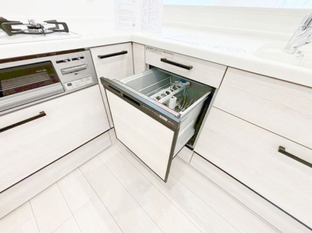 �L�b�`�� L�^�L�b�`���͍�ƃX�y�[�X���L�����A�V���N��R�����ւ̓������Z���̂������I�ł��I�����l�ł̍�Ƃ����₷���̂ł��q�l��p�[�g�i�[�̕��Ƃ��������ꏏ�Ɋy���߂܂���